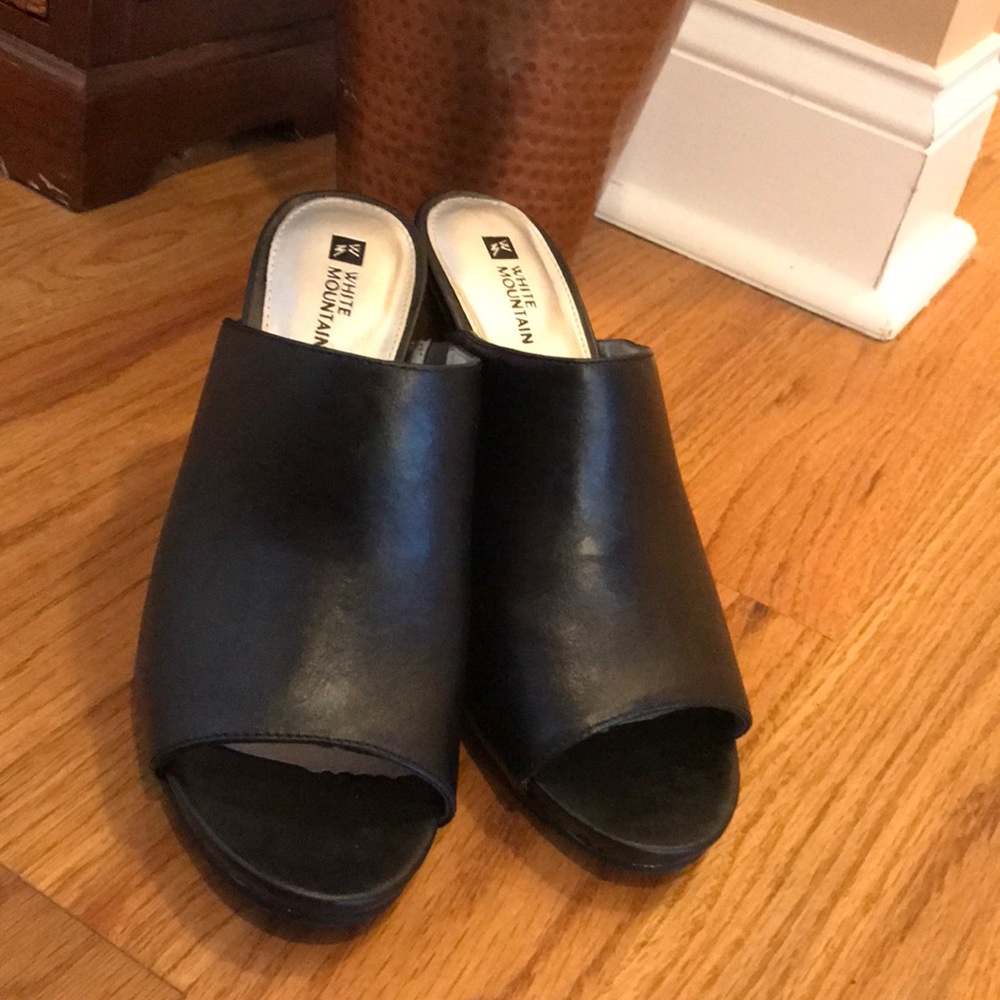 White Mountain Size 10M 4 Inch Heels - Picture 2 of 4